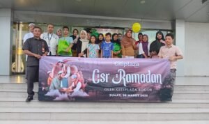 Citiplaza Bogor saat berfoto bareng bersama anak-anak yatim (Foto, Dok/Citiplaza Bogor) Citiplaza Bogor saat berfoto bareng bersama anak-anak yatim (Foto, Dok/Citiplaza Bogor)