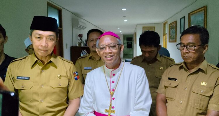 Wali kota bogor, Dedie A Rachim bersama Kaesupuan Bogor