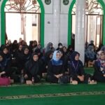 Sekolah Bosowa menggelar acara halal bihalal secara hybrid di tiga kota (Bogor, Cilegon dan Makassar), Senin (7/4/2025). Hala bihalal itu mengundang narasumber Ustadz Cecep Suherman S.Sos. Kredit foto: Dok Sekolah Bosowa