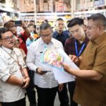 Bupati Bogor, Rudy Susmanto saat sidak pusat pembelanjaan