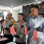 Polres Bogor bersama Polsek Leuwiliang berhasil mengungkap kasus pembunuhan terhadap pengemudi ojek online berinisial RS (55), warga Leuwisadeng