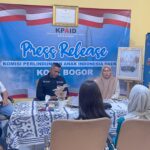 Wakil Wali kota bogor bersama Ketua KPAID, Dede Siti Aminah