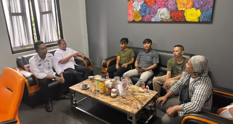 KPP Bogor Raya saat mengunjungi camat Bogor Timur