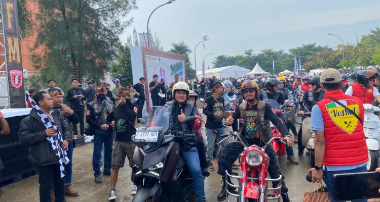 Bupati Bogor, Rudy Susmanto saat mengikuti Rolling Thunder dalam rangkaian acara Kabogor Autovibes Fest 2025, Sabtu 21 Juni 2025.