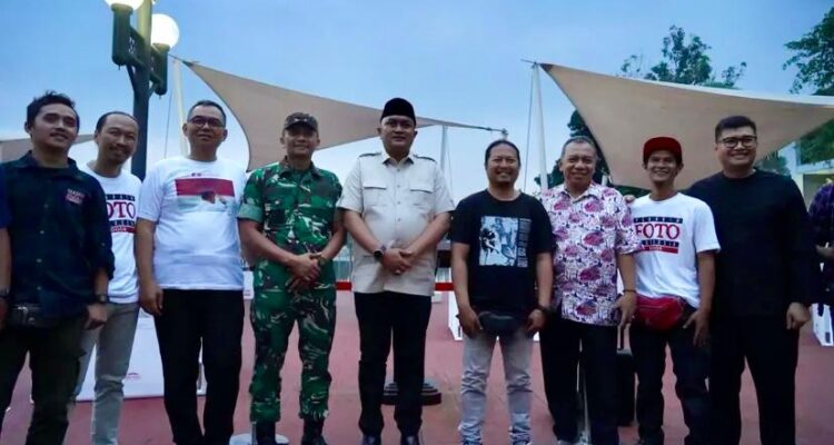 Bupati Bogor, Rudy Susmanto saat berfoto bersama dengan PFI