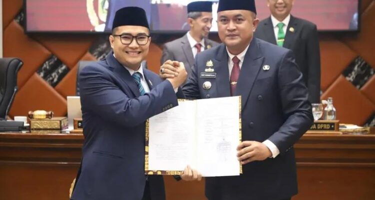 Ketua DPRD, Satra Winara dan Bupati Bogor, Rudy Susmanto