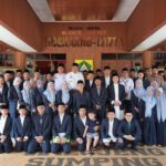 Foto bersama Bupati Bogor denag kafilah MTQ yang juara di Jawa Barat