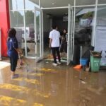Wakil Bupati Bogor, Jaro Ade, turun langsung meninjau lokasi banjir yang melanda wilayah timur Kabupaten Bogor, khususnya di Kecamatan Jonggol dan Cileungsi, pada Selasa 08 Juni 2025.