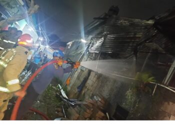 Evakuasi damkar kota Bogor saat mengevakuasi kebakaran yang terjadi di wilayah Sindangsari Bogor Timur, Kota Bogor, Foto/Damkar Kota Bogor