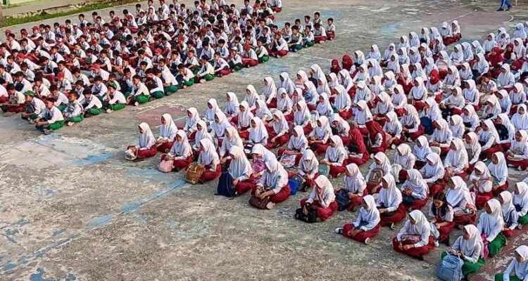 Penampakan siswa-siswa saat bersekolah, Foto/Pemkab Bogor