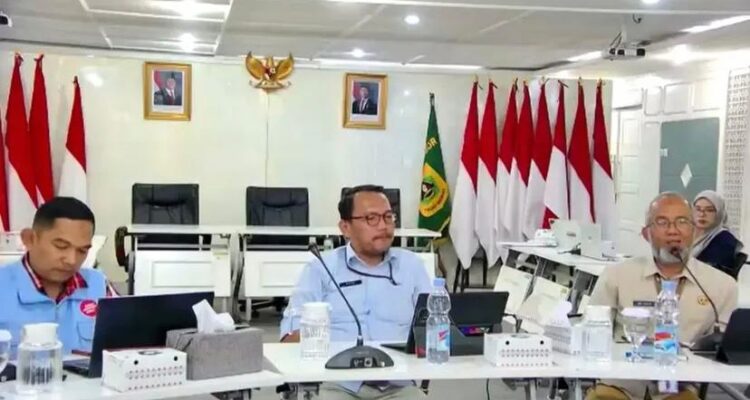 Pemerintah Kabupaten (Pemkab) Bogor kembali menggelar kegiatan Warung Nasi atau Wahana Ruang Koordinasi dan Konsultasi, Selasa 15 Juli 2025 yang dilaksanakan secara virtual.