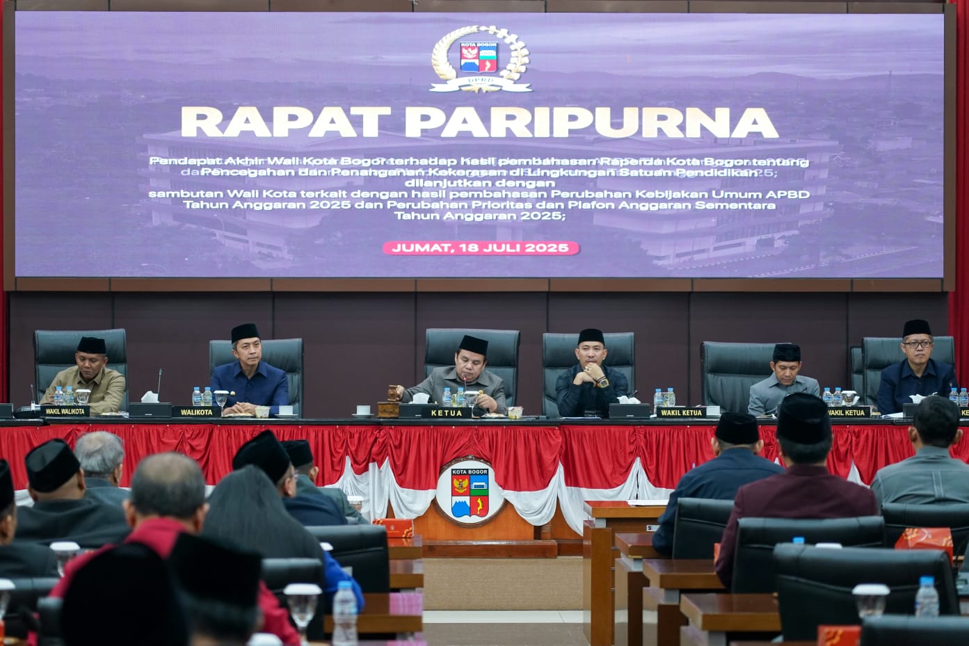 Pemkot dan DPRD Kota Bogor saat menggelar rapat paripurna belum lama ini, Foto/Setwan DPRD Kota Bogor