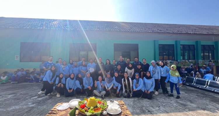 Savero Stlye Bogor saat memperingati hari anak nasional di SLB Dharma Wanita Dahlan, Foto/Istimewa