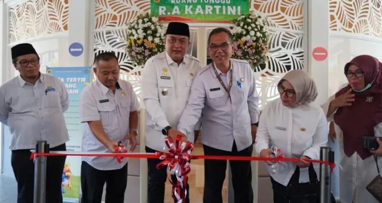 Bupati Bogor saat meresmikan RSUD RH Satibi, Foto/ Diskominfo Kabupaten
