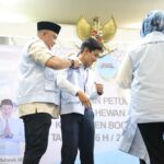Bupati Bogor saat melepas 224 petugas pengamanan hewan kurban, Foto Diskominfo Kabupaten Bogor