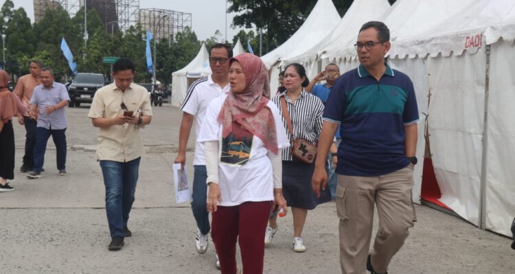 Sekretaris Daerah (Sekda) Kabupaten Bogor, Ajat Rochmat Jatnika, meninjau langsung kesiapan lokasi pelaksanaan Kabogorfest 2025, Foto/Diskominfo Kabupaten Bogor