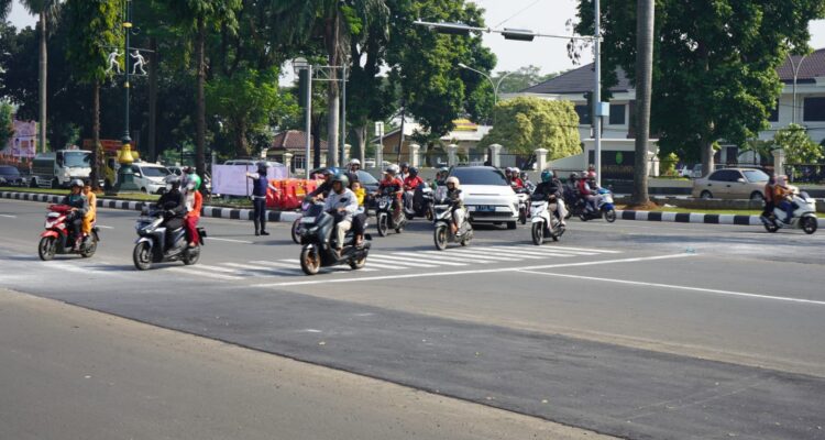 Situasi uji coba pembukaan simpang traffic light di kawasan Bappenda, Foto/Diskominfo Kabupaten Bogor
