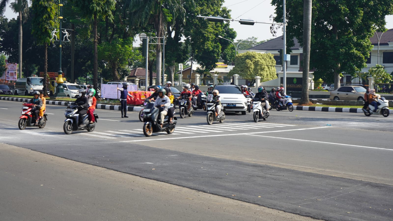 Situasi uji coba pembukaan simpang traffic light di kawasan Bappenda, Foto/Diskominfo Kabupaten Bogor