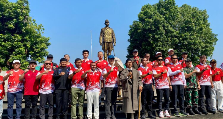 Napak Tilas Jendral Sudirman dalam rangkaian hari kemerdekaan yang diselenggarakan oleh panitia Festival Merah Putih (FMP), foto/Echa Nur Maulida