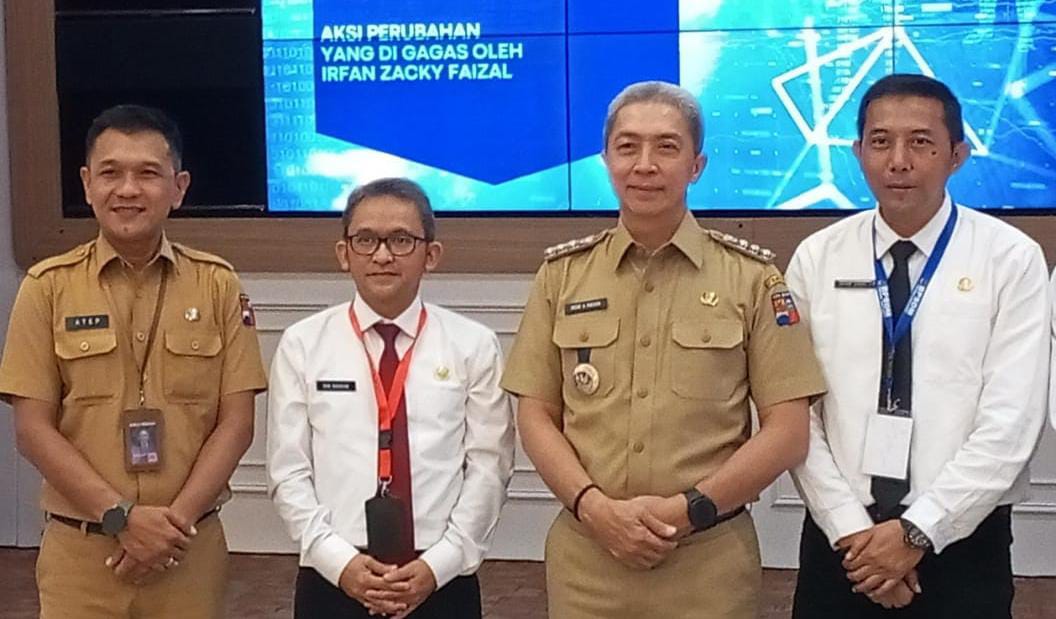 Kepala Bagian Administrasi Pembangunan (Adbang) Setda Kota Bogor, Irfan Zacky saat meluncurkan aplikasi solid, Foto/Istimewa Kepala Bagian Administrasi Pembangunan (Adbang) Setda Kota Bogor, Irfan Zacky saat meluncurkan aplikasi solid, Foto/Istimewa