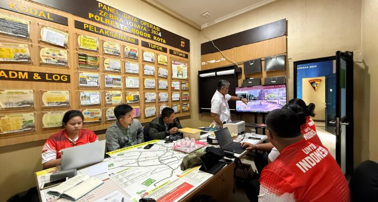 Situasi persiapan Merah Putih Night Run 2025 yang diselenggrakan oleh para Panitia Festival Merah Putih, Foto/Istimewa