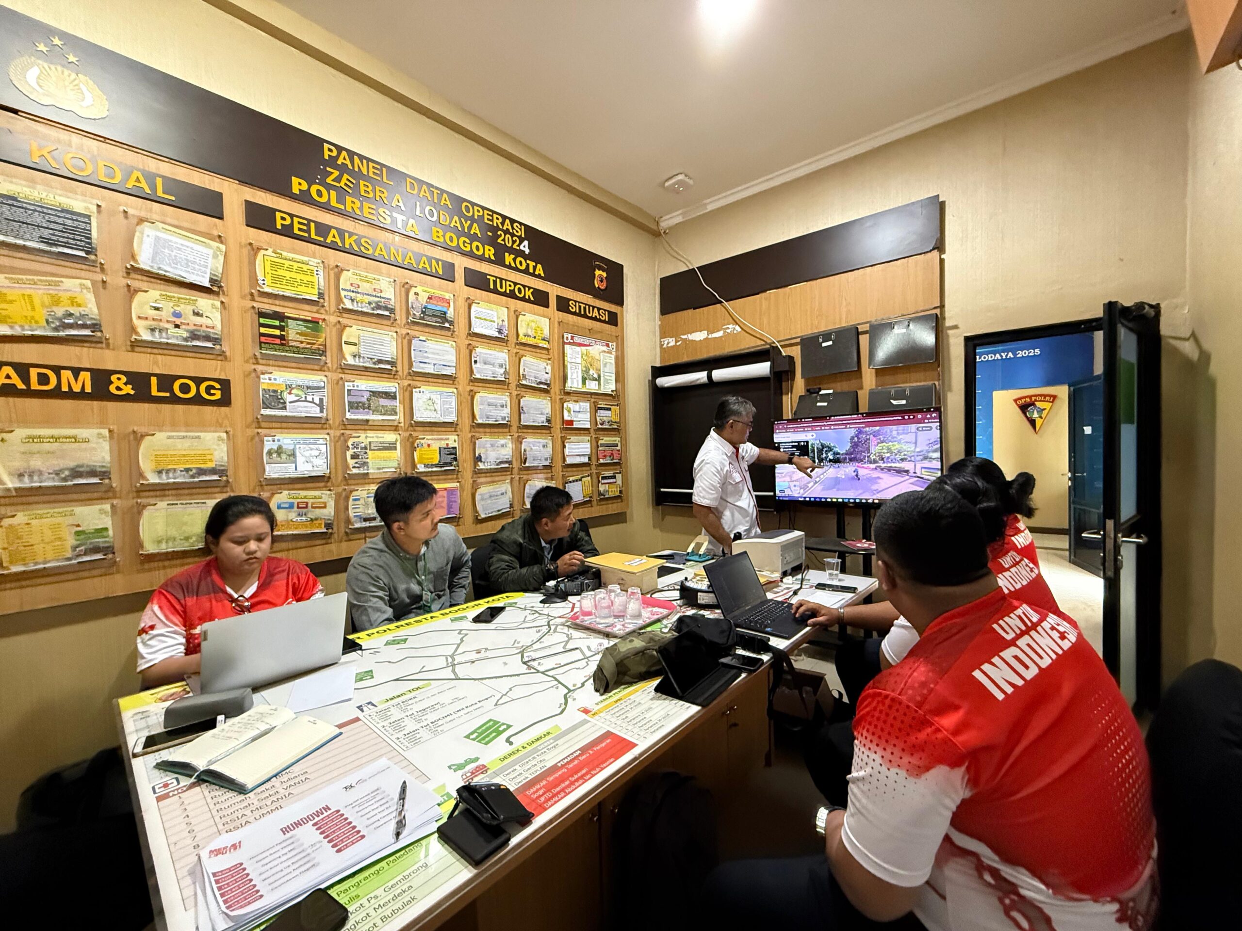 Situasi persiapan Merah Putih Night Run 2025 yang diselenggrakan oleh para Panitia Festival Merah Putih, Foto/Istimewa