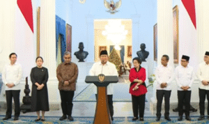 Prabowo Subianto bersama para pimpinan Partai saat memberikan keterangan soal kondisi negara saatr ini,Foto/Setneg Kepresidenan Prabowo Subianto bersama para pimpinan Partai saat memberikan keterangan soal kondisi negara saatr ini,Foto/Setneg Kepresidenan