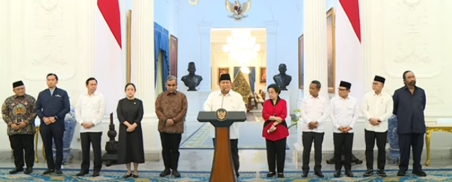 Prabowo Subianto bersama para pimpinan Partai saat memberikan keterangan soal kondisi negara saatr ini,Foto/Setneg Kepresidenan Prabowo Subianto bersama para pimpinan Partai saat memberikan keterangan soal kondisi negara saatr ini,Foto/Setneg Kepresidenan