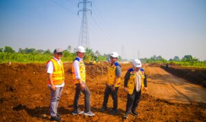 Wali Kota Bogor, Dedie A Rachim bersama jajarannya meninjau lokasi jalur Batutulis Bogor Foto/Diskominfo Kota Bogor