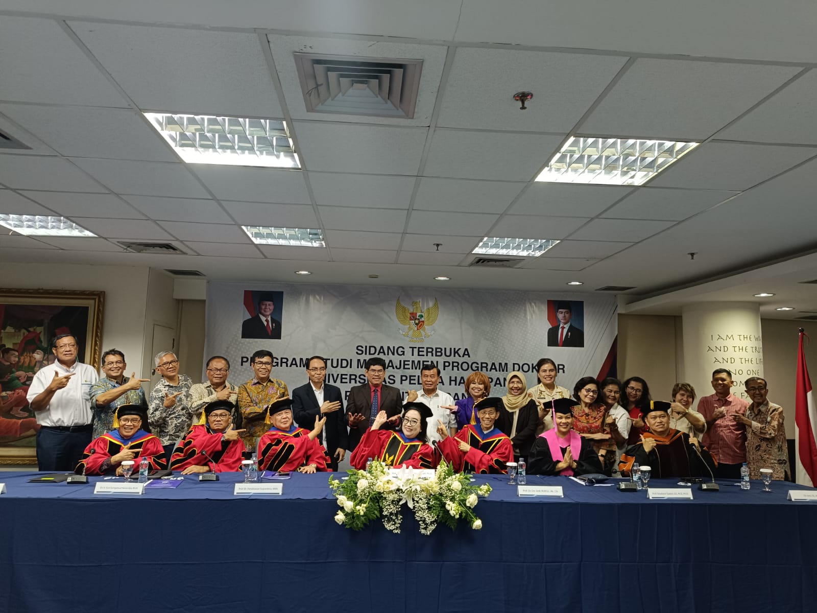 Patar Situmorang berhasil meraih gelar doktor, Foto/Istimewa Patar Situmorang berhasil meraih gelar doktor, Foto/Istimewa