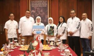 Pemerintah Kabuapten Bogor memberikan penghargaan kepada Atlet Kormi Bogor, Foto/DIskominfo Kabupaten Bogor