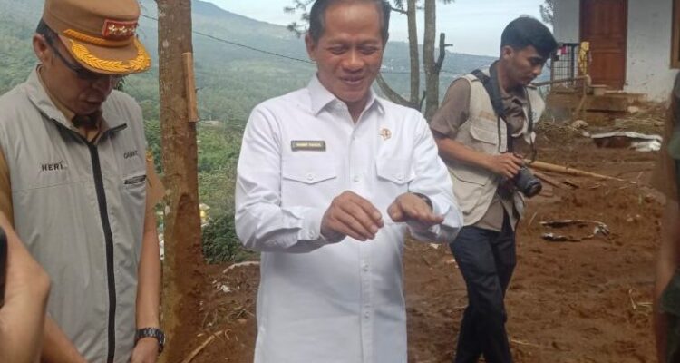 Menteri Lingkungan Hidup (MenLH), Hanif Faisol, Foto/Adi Wirman