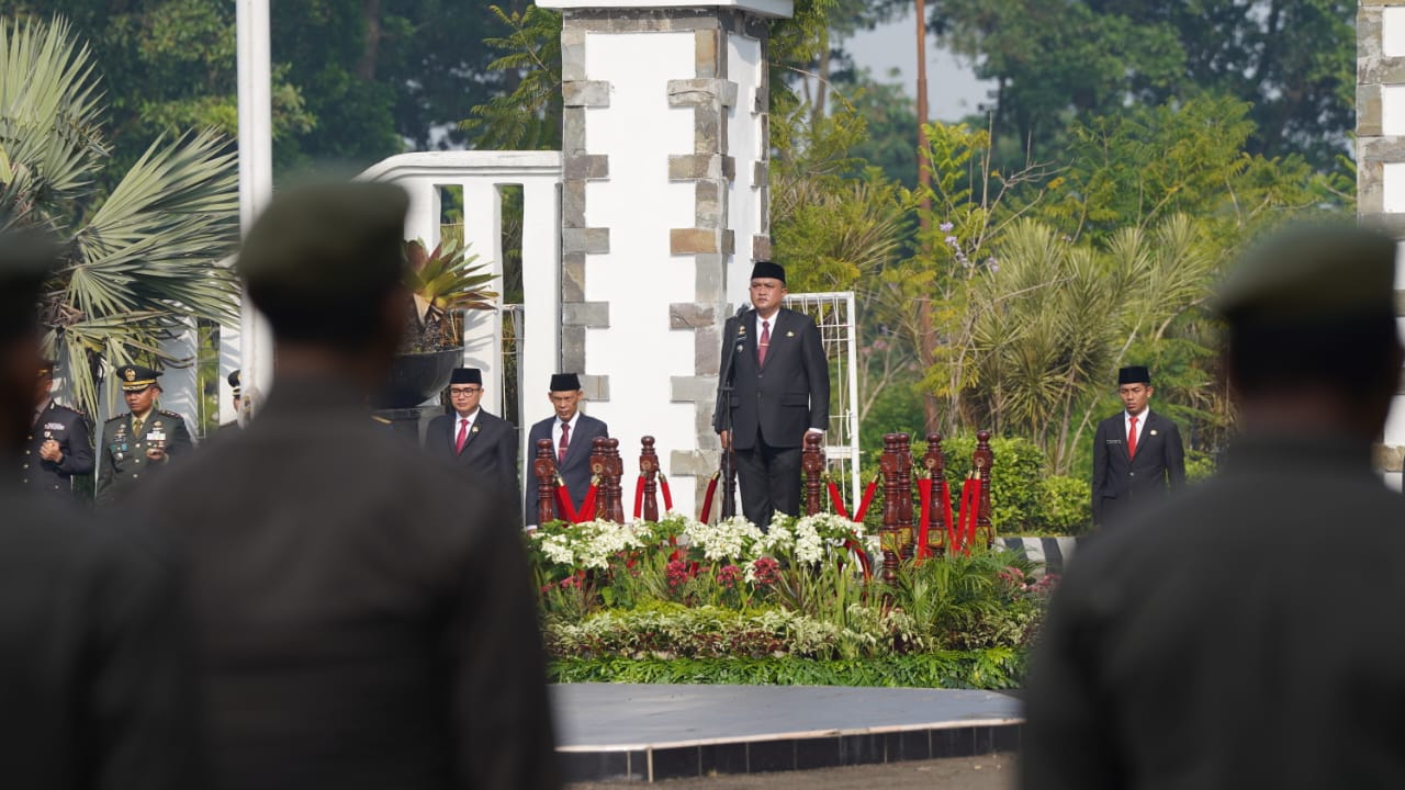 Bupati Bogor, Rudy Susmanto saat memimpin upacara hari pancasila, Foto/Diskominfo Kabupaten Bogor