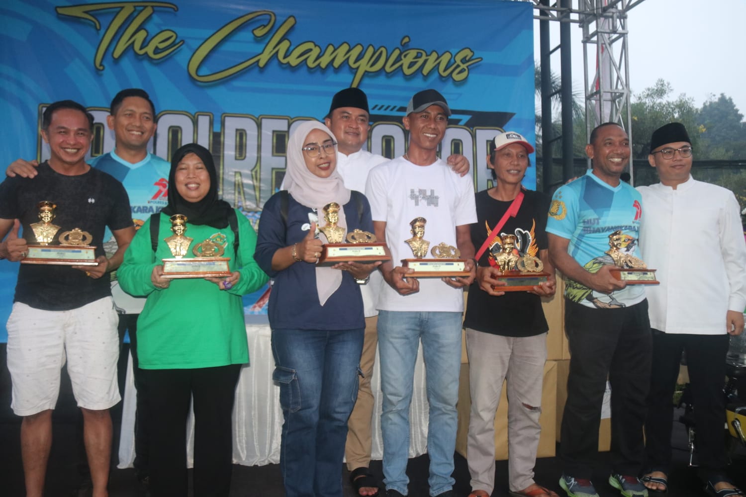 Bupati Bogor, Rudy susmanto saat menghadiri kegiatan Lomba Kicau Mania dalam rangka HUT Bhayangkara ke 79,Foto/Diskominfo Kabupaten Bogor