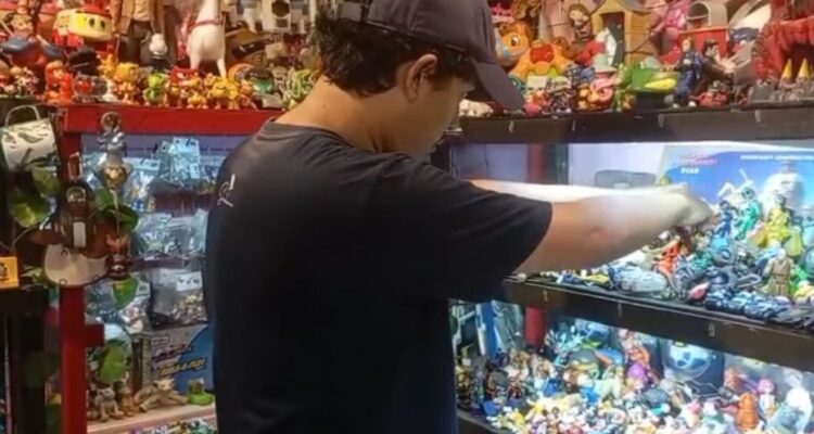 Dimas Pratama, owner toko Kokoreh Cocoan yang berlokasi di Jalan Cimaphar, Kecamatan Bogor Utara, Kota Bogor, Foto/Istimewa