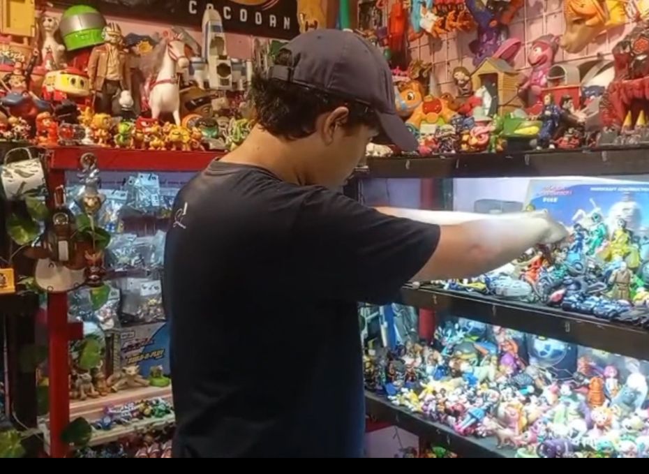 Dimas Pratama, owner toko Kokoreh Cocoan yang berlokasi di Jalan Cimaphar, Kecamatan Bogor Utara, Kota Bogor, Foto/Istimewa