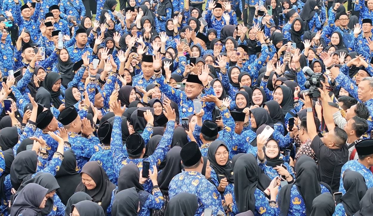 Bupati Bogor, Rudy Susmanto saat ditengah tengah ASN dan PPPK, Foto/Diskominfo Kabupaten Bogor