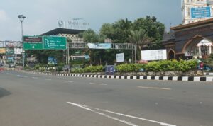 Situasi lalu lintas di kawasan Simpang Gadog Puncak Bogor, foto/ Istimewa Situasi lalu lintas di kawasan Simpang Gadog Puncak Bogor, foto/ Istimewa