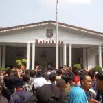 Para Pedagang Pasar Bogor saat menggelar aksi demontrasi di Balaikota Bogor, Foto/Istimewa
