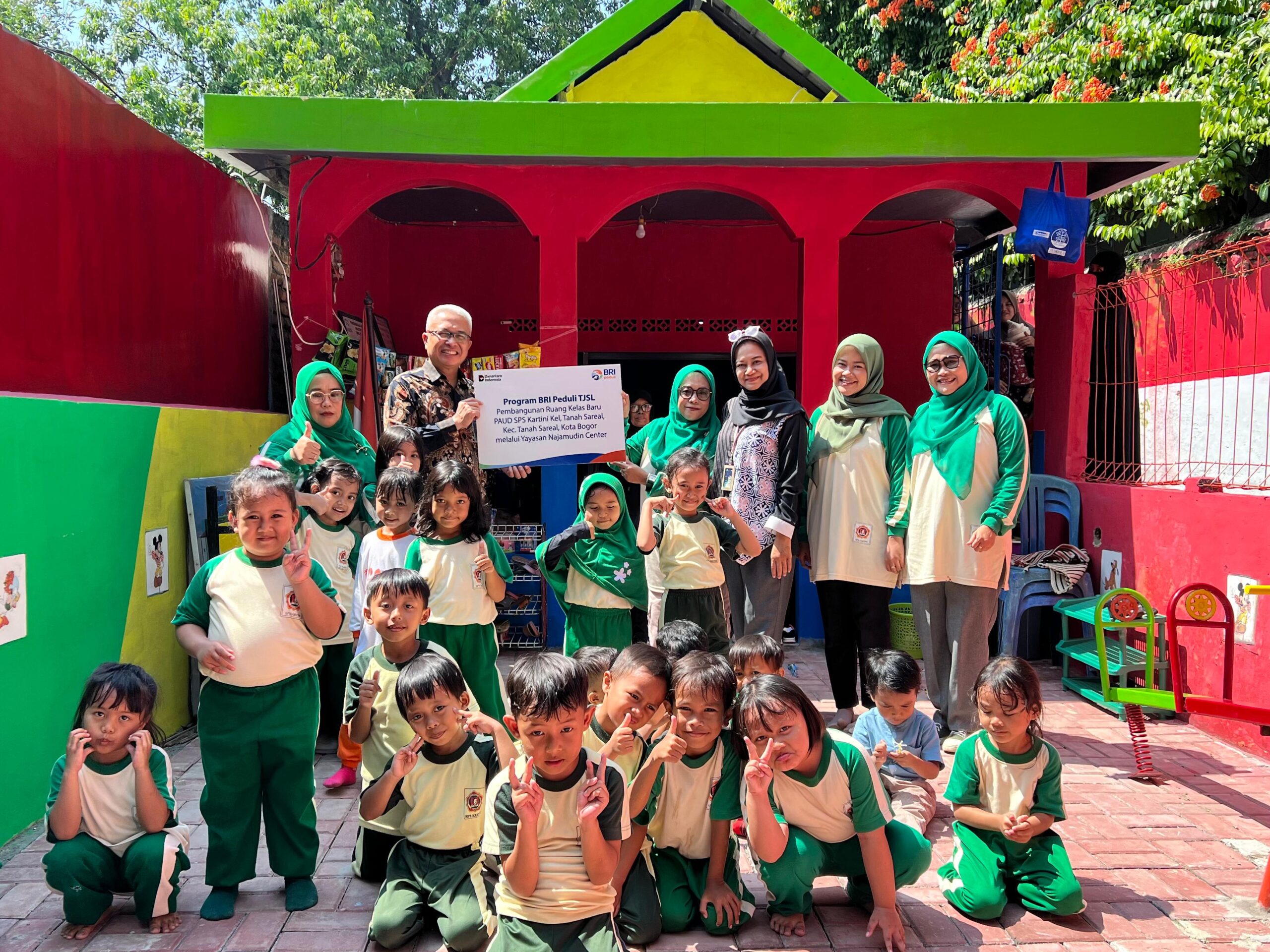 PT Bank Rakyat Indonesia (Persero) Tbk melalui Branch Office BRI Bogor Pajajaran menyalurkan bantuan Program BRI Peduli TJSL, Foto/Istimewa