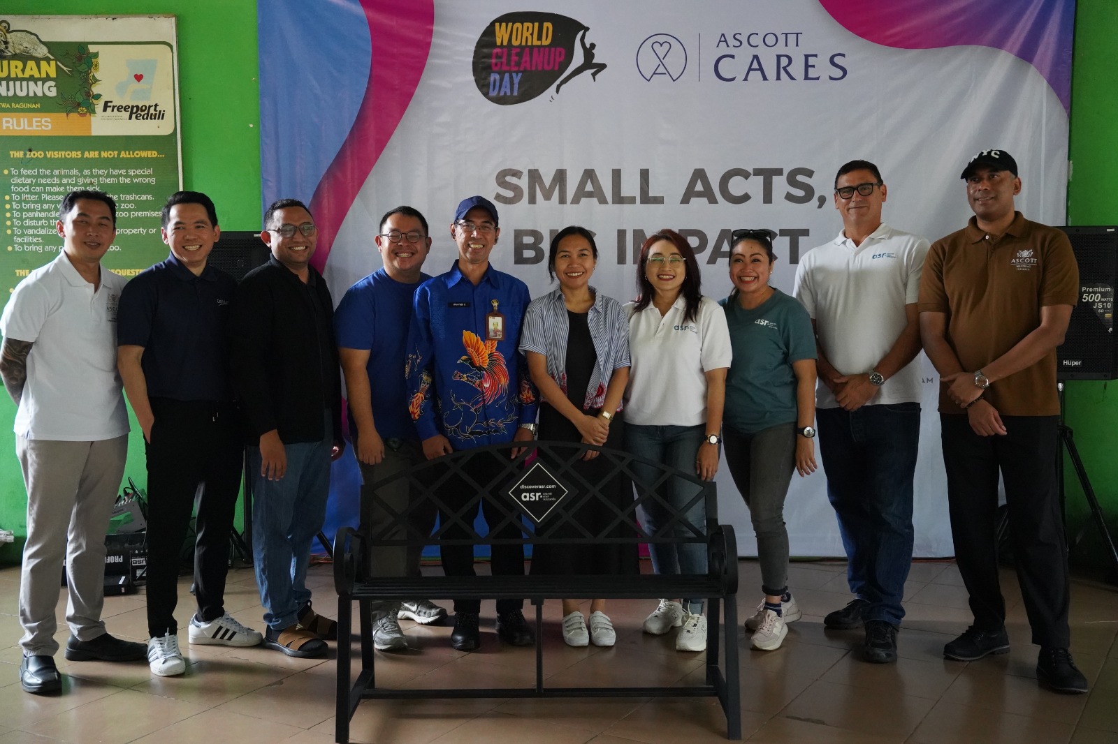 Ascott Regional Jakarta, Bogor, dan Bekasi menggelar kegiatan World Cleanup Day 2025 di Kebun Binatang Ragunan, Jakarta, foto/Istimewa