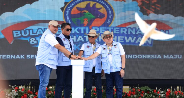 Bupati Bogor saat menghadiri Peringatan Hari Peternakan dan Kesehatan Hewan ke-189 tahun 2025, Foto/Diskominfo Kabupaten Bogor