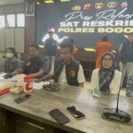 Satreskrim Polres Bogor saat menggelar konferensi pers soal pencabulan anak di bawah umur yang dilakukan oleh dua kakek-kakek,Foto/Adi Wirman