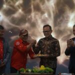 Foto Bersama CEO Metropolitan, Hazairin Sitepu bersama Wamendagri, Bima Arya Sugiarto, Foto/Istimewa