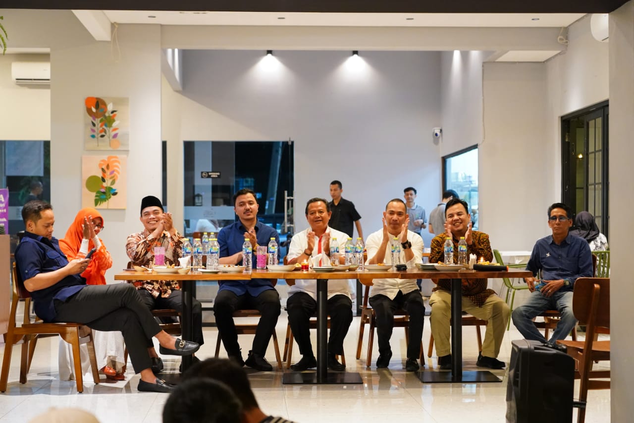 Pimpinan dan Ketua Komisi DPRD Kota Bogor saat jumpa pers, Foto/Setwan DPRD Kota Bogor