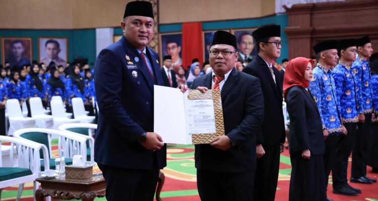 Bupati Bogor, Rudy Susmanto, resmi melantik pejabat administrator, pengawas, serta pejabat fungsional di lingkungan Pemerintah Kabupaten (Pemkab) Bogor, Foto/Diskominfo Kabupaten Bogor