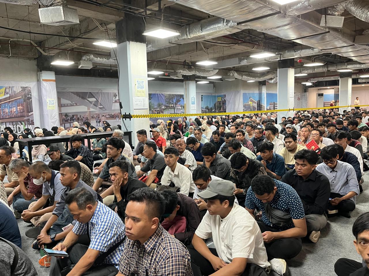 Para pelamar saat mengikuti Job Fair Kota Bogor 2025 di Mall Jambu Dua, Foto/Istimewa Para pelamar saat mengikuti Job Fair Kota Bogor 2025 di Mall Jambu Dua, Foto/Istimewa