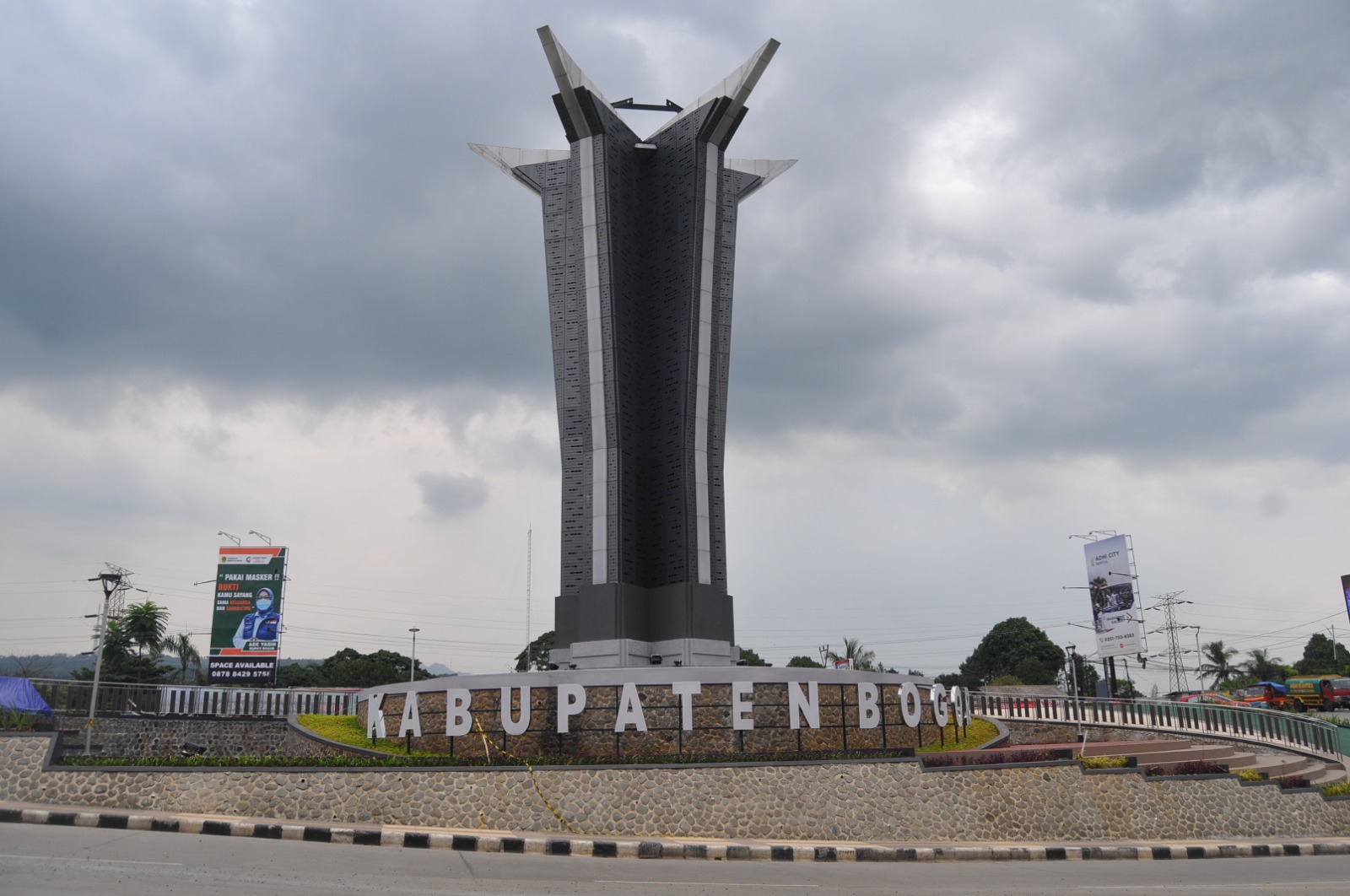 Gambar Tugu Pancakarsa Kabupaten Bogor, Foto/Istimewa