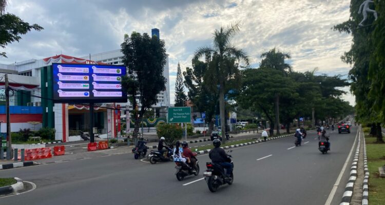 Kondisi jalur cepat Jalan Tegar Beriman, Kecamatan Cibinong, Kabupaten Bogor yang akan digunakan sebagai Car Free Day (CFD) 2025, Foto/Istimewa
