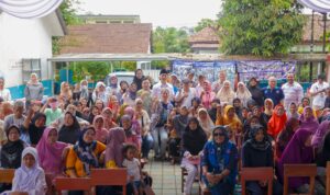 Gerakan Masyarakat Kota Bogor (GMKB) mengadakan bakti sosial, santunan anak yatim dan janda dhuafa di lapangan SDN Sempur Kidul, Foto/Diskominfo Kota Bogor Gerakan Masyarakat Kota Bogor (GMKB) mengadakan bakti sosial, santunan anak yatim dan janda dhuafa di lapangan SDN Sempur Kidul, Foto/Diskominfo Kota Bogor